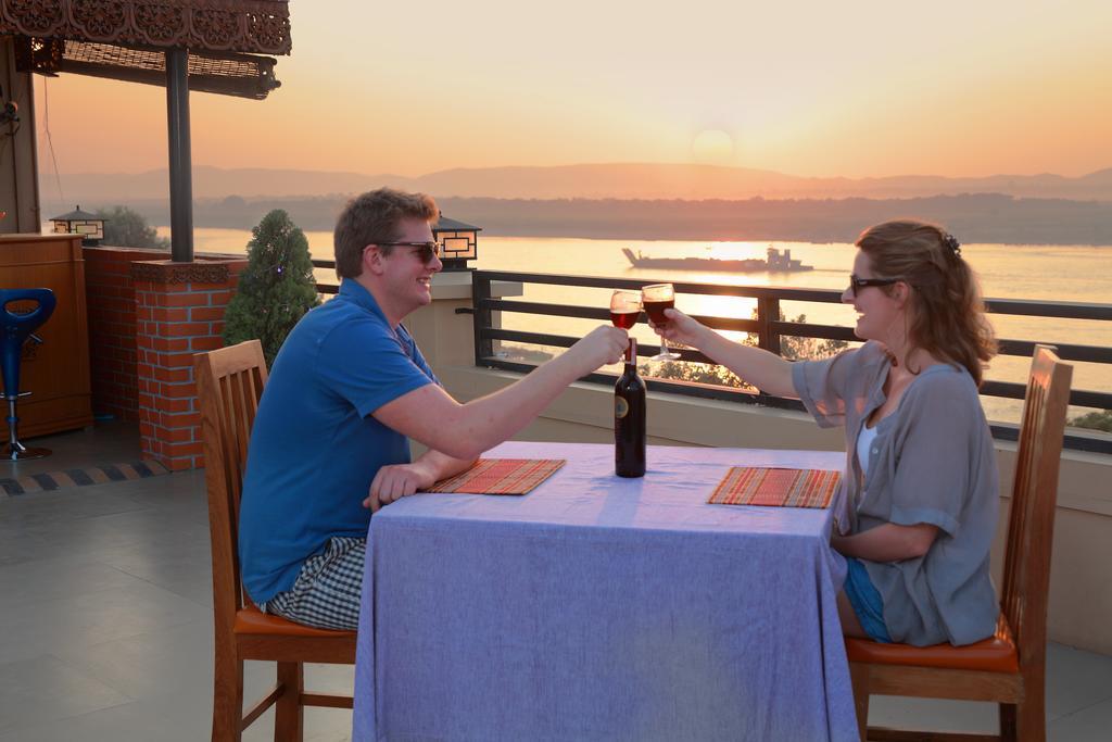 Ayarwaddy River View Hotel Mandalay Luaran gambar